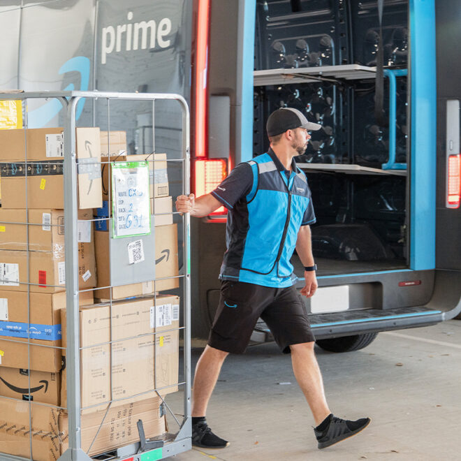 Cómo obtener una vacante de conductor de entrega en Amazon